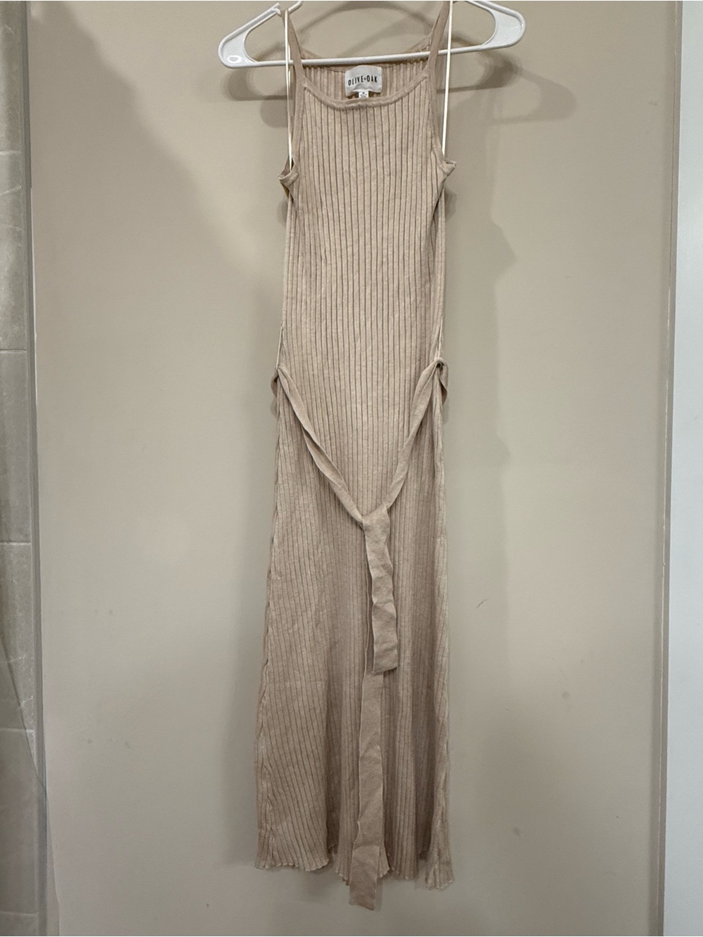 Olive & Oak Ribbed Beige Maxi Dress with Waist Tie